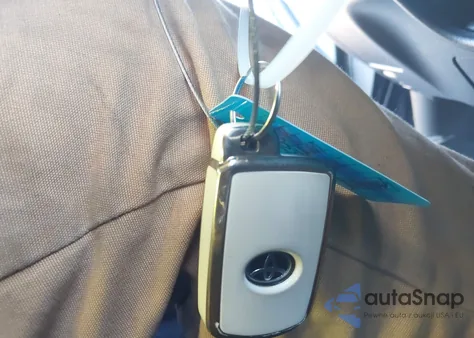 2016 Toyota Avalon Limited z USA, uszkodzony, nr VIN 4T1BK1EB0GU205304